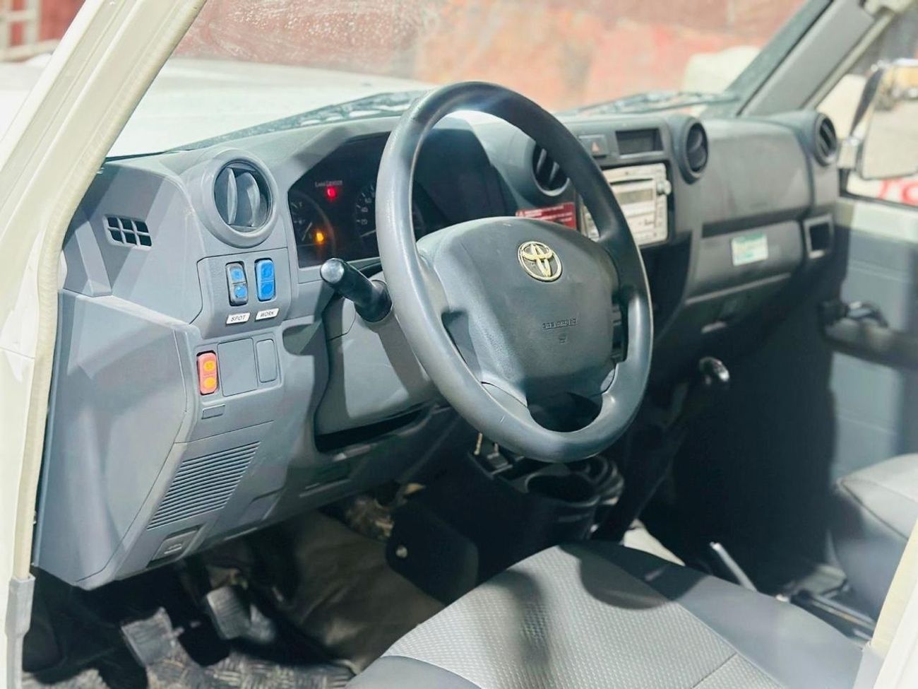 Toyota Land Cruiser Toyota landcuriser pickup 2020 gasoline