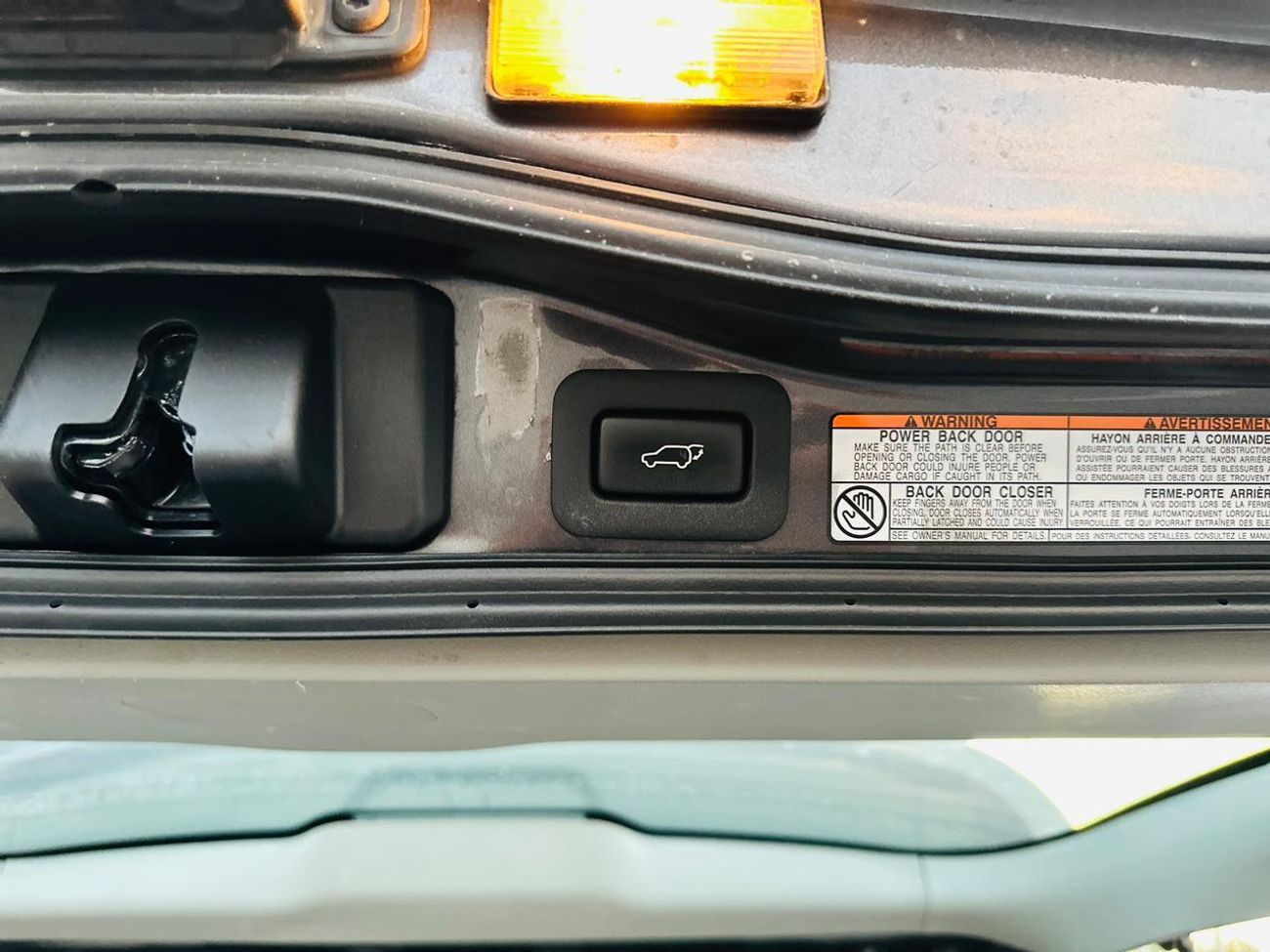 تويوتا لاند كروزر DIESEL SAHARA 4.5 LITER ,2019 MODEL ,GREY COLOR ,RIGHT HAND DRIVE