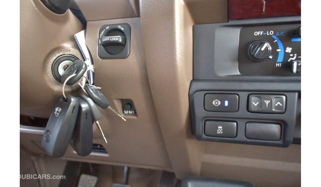 New Toyota Land Cruiser Pick Up 79 DOUBLE CABIN LIMITED V8 4.5L WITH ...