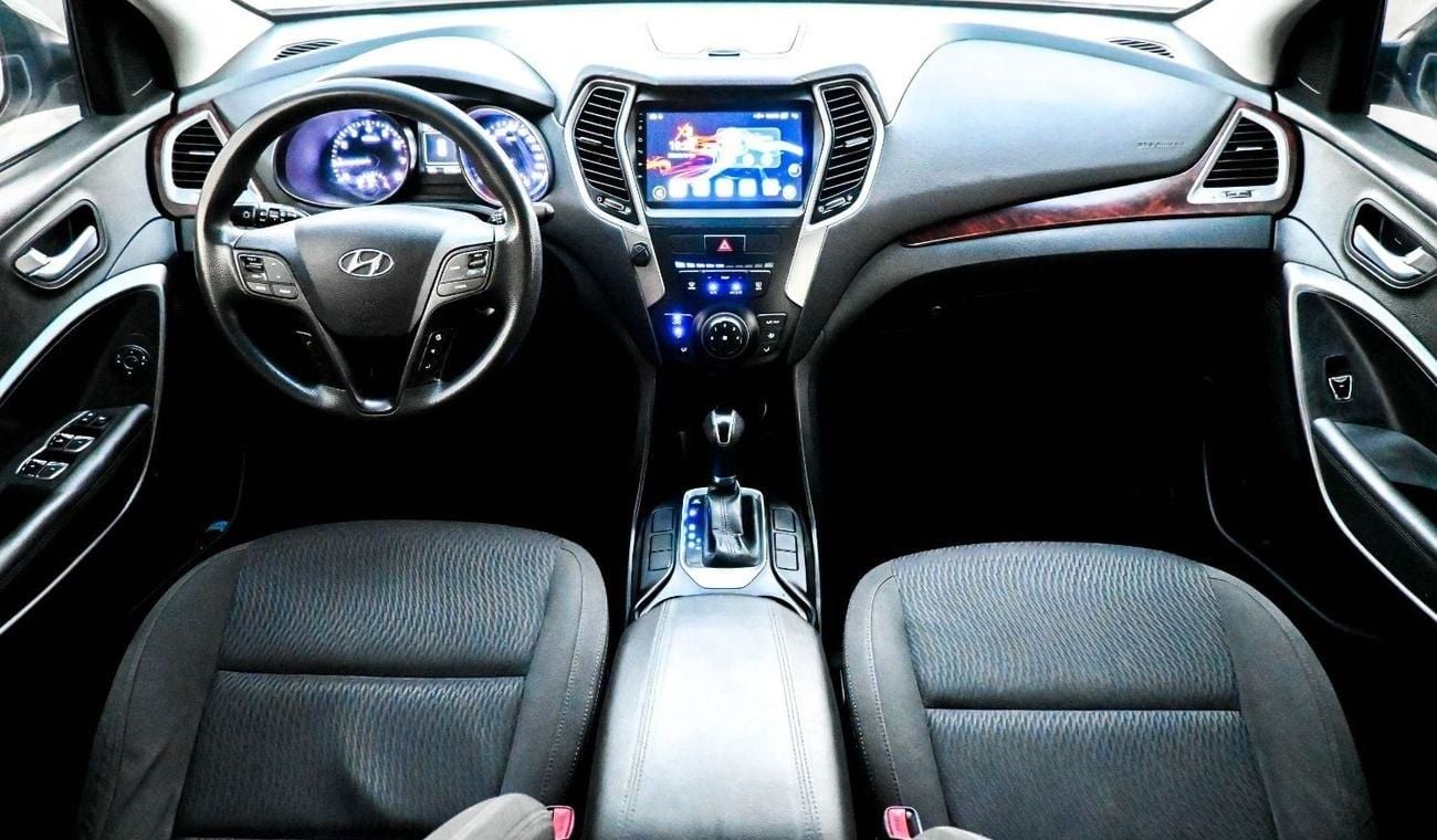 هيونداي سانتا في هيونداي سنتافي 2018 خليجي بحالة ممتازة من الداخل والخارج