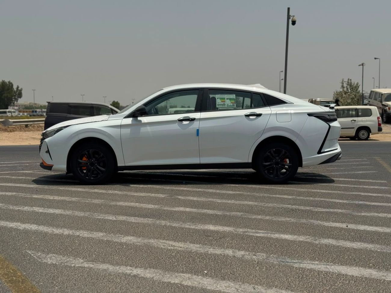 دونج فينج شاين E2