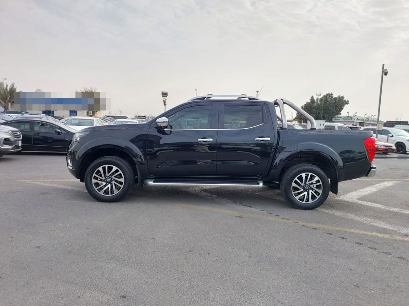 Nissan Navara NISSAN NAVARA PICK UP RHD 2020 MODEL 2.3 L DIESEL AUTOMATIC(PM71719)