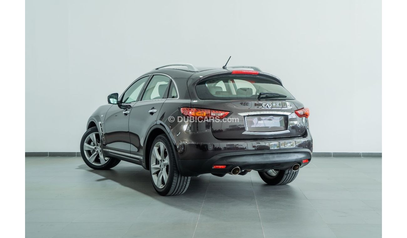 Infiniti QX70 2016 Infiniti QX70S 5.0L V8 Full Option / Full-Service History