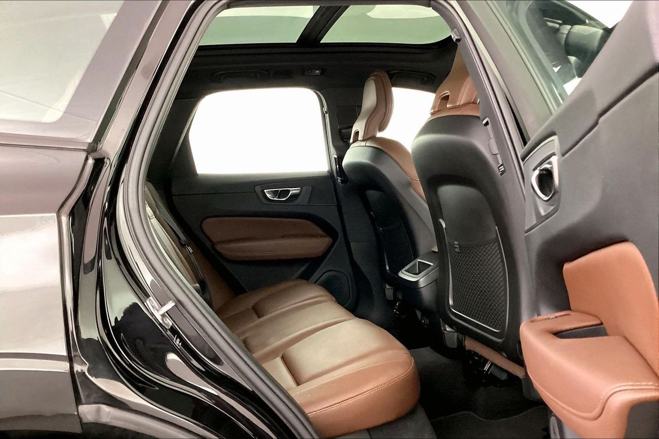 فولفو XC 60 T5 Momentum | National Day Celebration | شامل الضمان | 0 ﺪﻔﻋﺓ ﺃﻮﻟﻯ