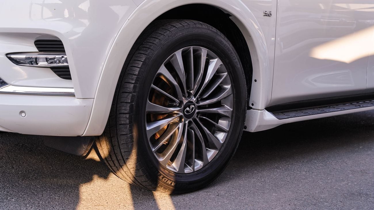 Infiniti QX80 LUXE SENSORY PROACTIVE