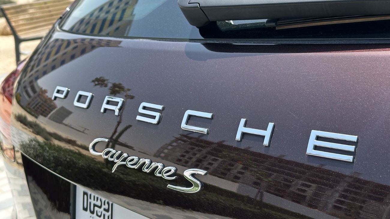 Porsche Cayenne S Platinum Edition 2018 GCC Full Service History