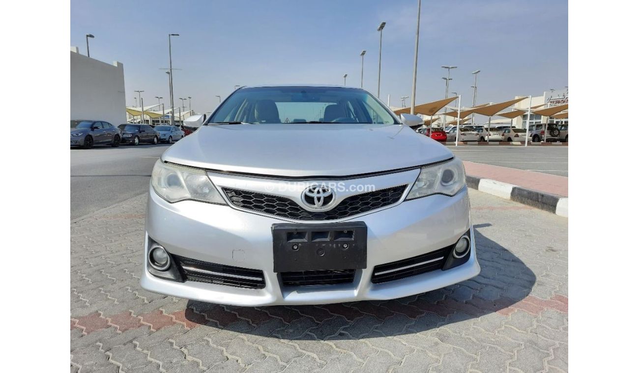 Toyota Camry Toyota camery 2012 gcc SE+ very celen car