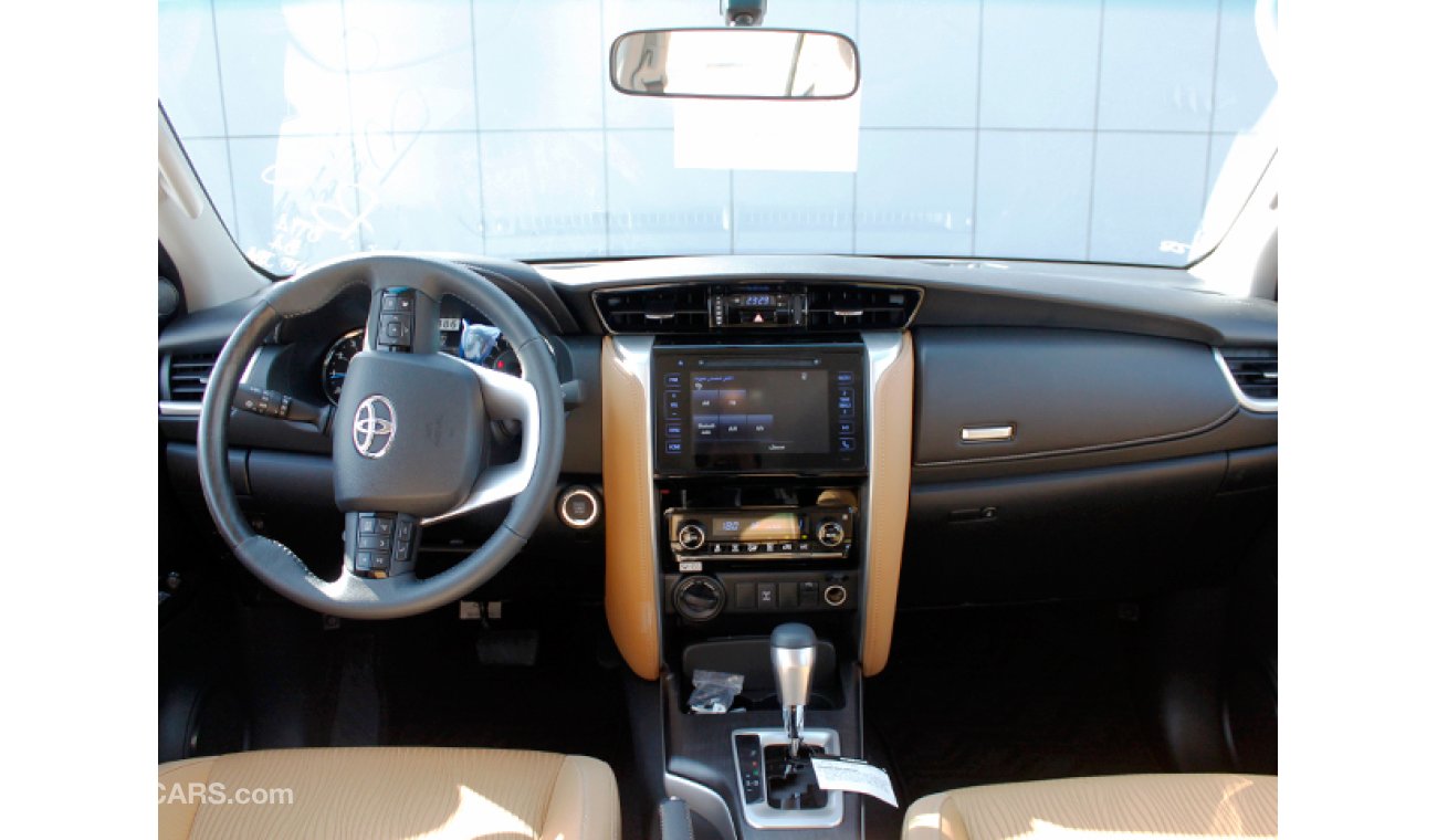 تويوتا فورتونر 4.0L GXR