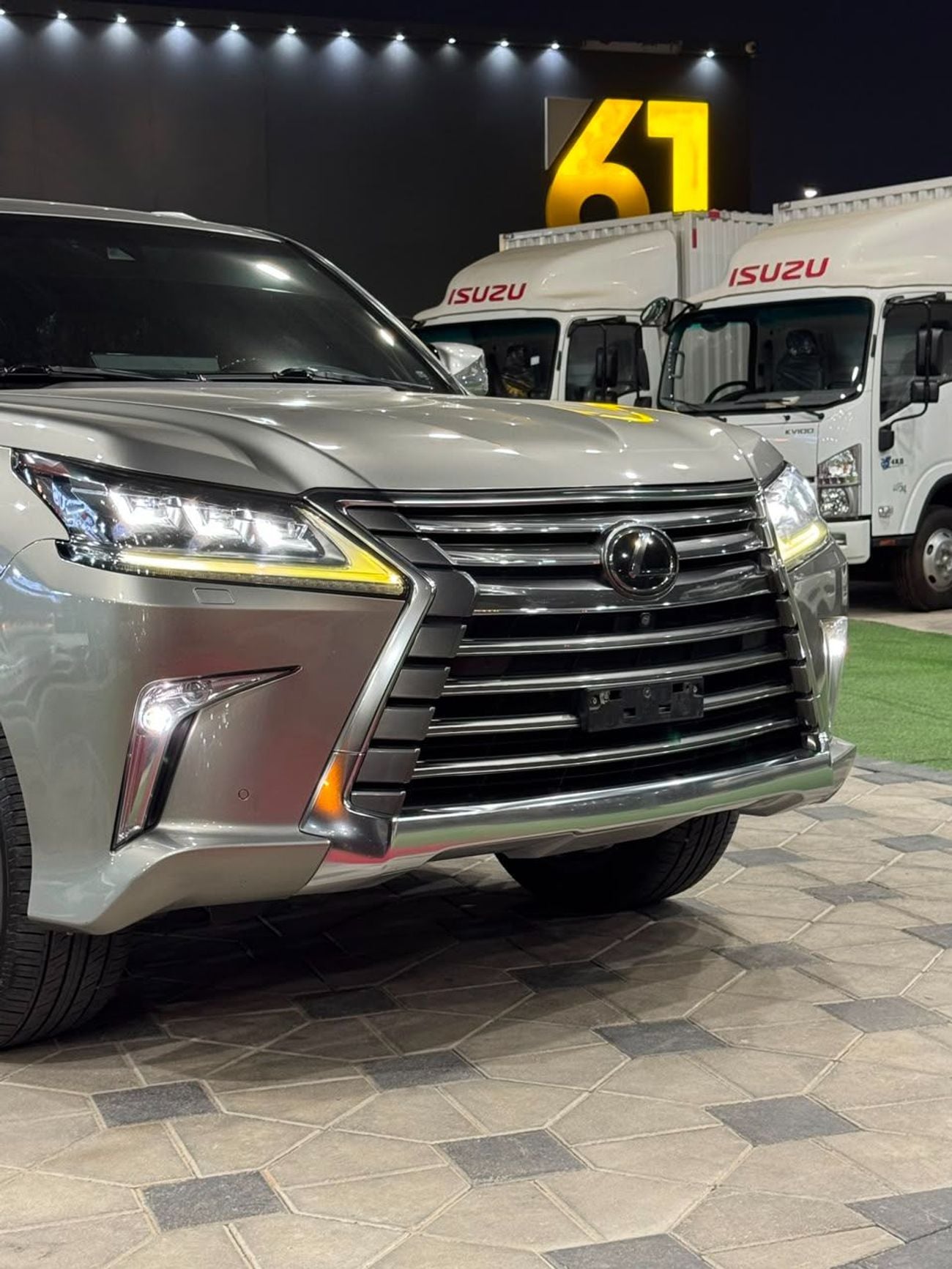 لكزس LX 570 PREMIER