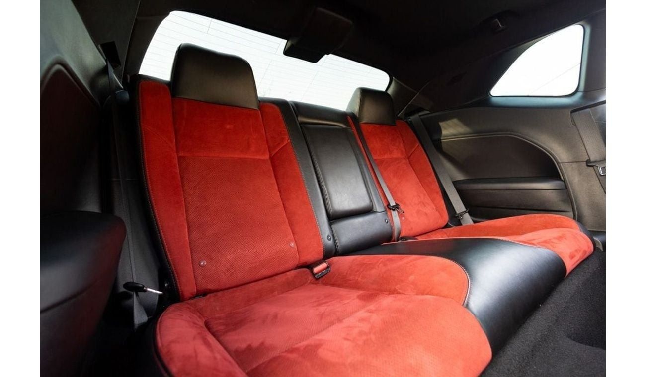 دودج تشالينجر R/T Plus 5.7L (375 HP) Dodge Challenger R/T Plus 2020 GCC under Warranty with Flexible Down-Payment.