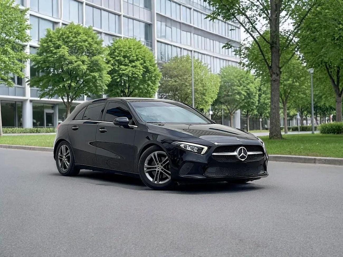 مرسيدس بنز A 200 864 PM | MERCEDES A200| 1.3L FWD | WELL MAINTAINED | 0% DOWNPAYMENT