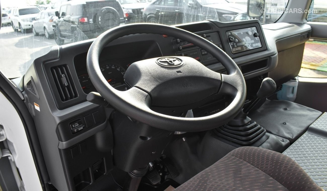 Toyota Coaster Diesel 4.0L V4