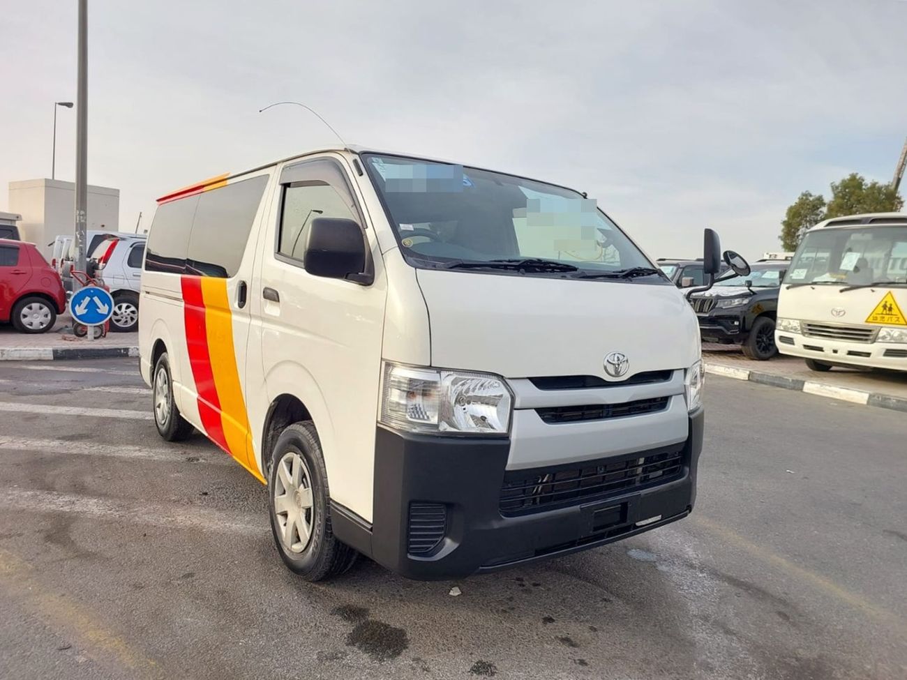Toyota Hiace TOYOTA HIACE VAN RHD 2015 MODEL 3.0 L DIESEL MANUAL(PM18092)