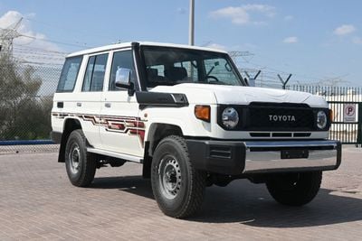 Toyota Land Cruiser 70 2024 Model Toyota Land Cruiser LC76 LX-E (5-Door) Hardtop 4.5L V8 Diesel M/T 4x4 Export Only