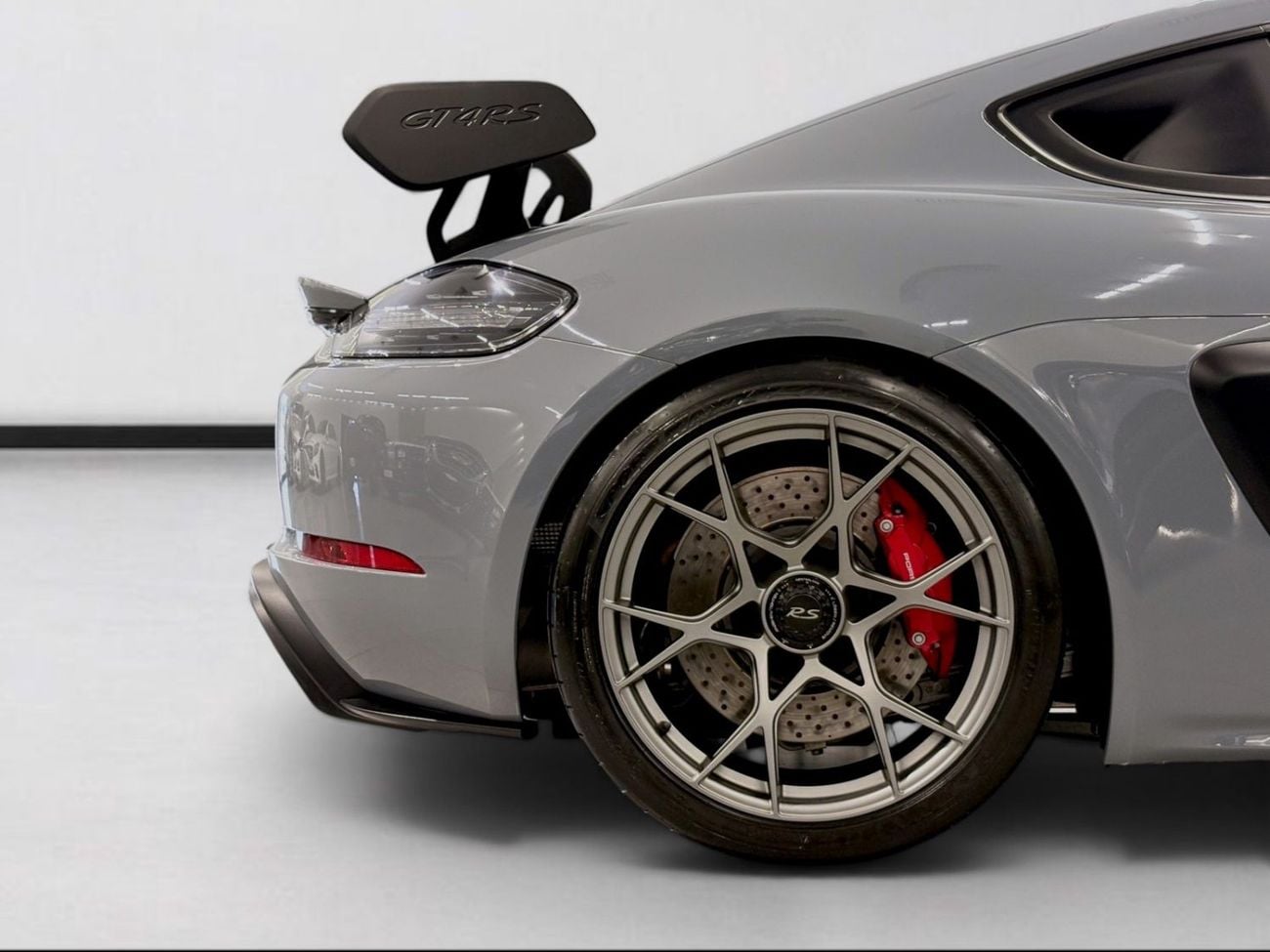 Porsche 718 Cayman AED 11,180 P.M | 0% DOWN PAYMENT | PORSCHE 718 CAYMAN GT4 RS | 4.0L NATURALLY ASPIRATED | 2023 | GCC