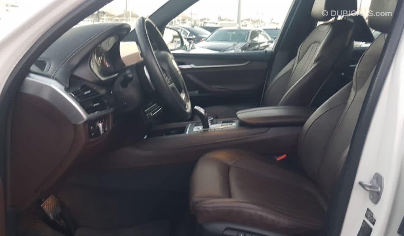 BMW X5 Bmw X5 model 2014 GCC car prefect condition full option panoramic w leather seats back air condition