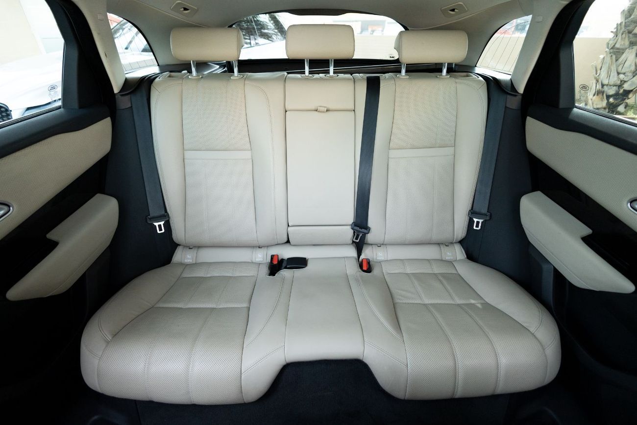 لاند روفر رينج روفر فيلار P250 R-Dynamic SE 2.0L