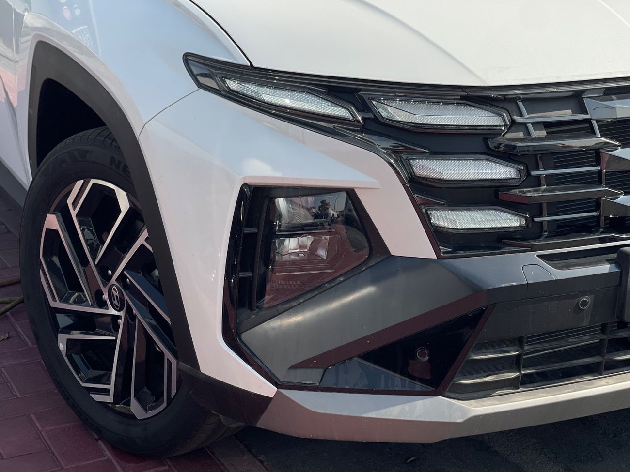 Hyundai Tucson Comfort 2.0L Double tone 2.0L