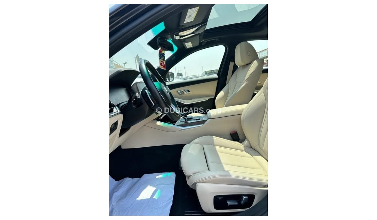 بي أم دبليو 330i اكسكلوسيف