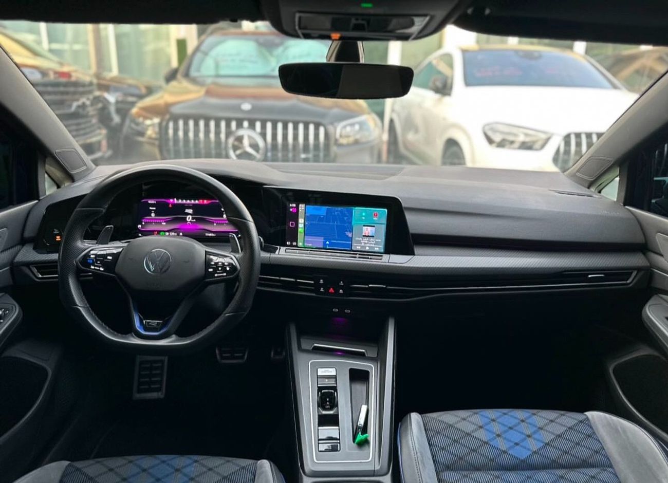 Volkswagen Golf R 2.0L (329 HP) ‏VOLKSWAGEN GOLF R GCC 2022 ‏Perfect Condition ‏Full option