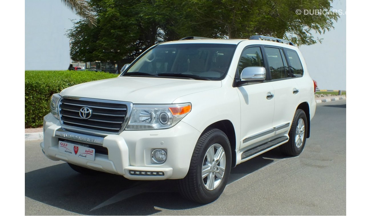 Toyota Land Cruiser GXR V8