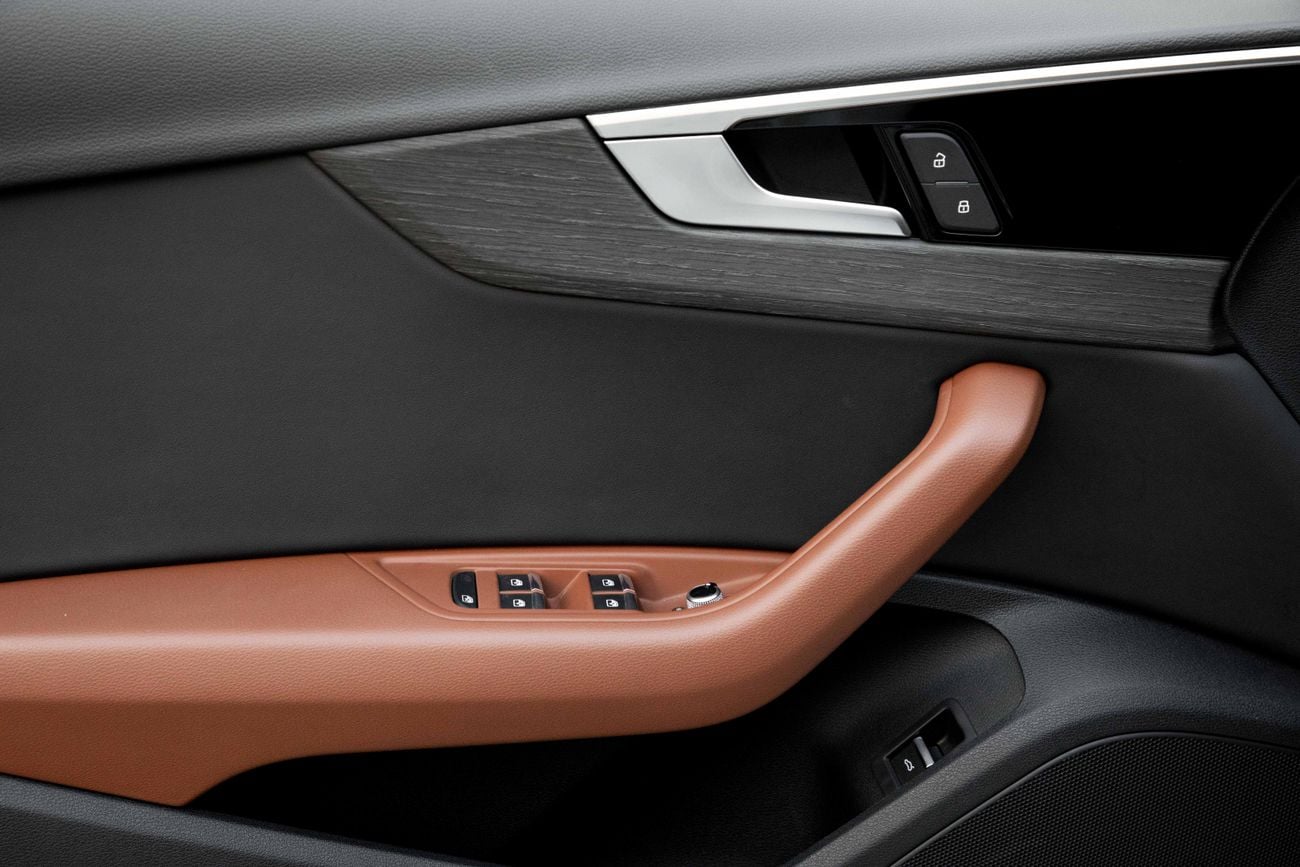 أودي A4 Audi A4 S-Line