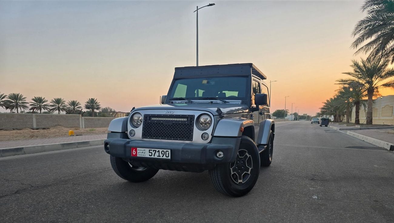 جيب رانجلر Sahara 3.6L A/T