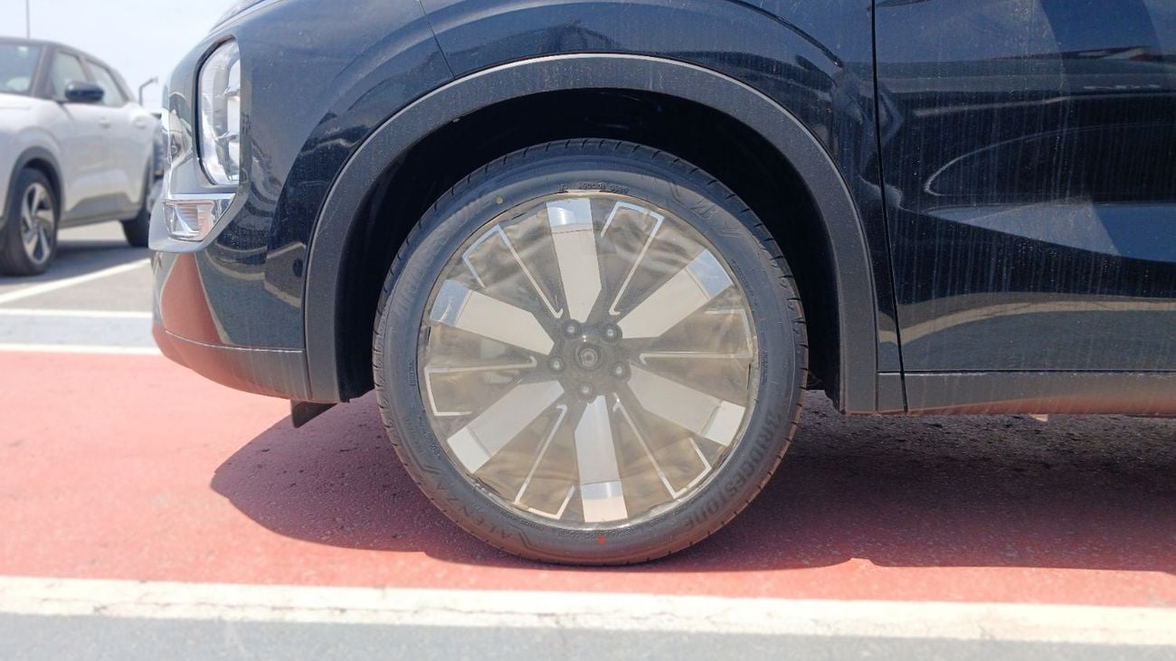 ميتسوبيشي آوتلاندر H Line 2.5L Petrol 4WD 2026YM