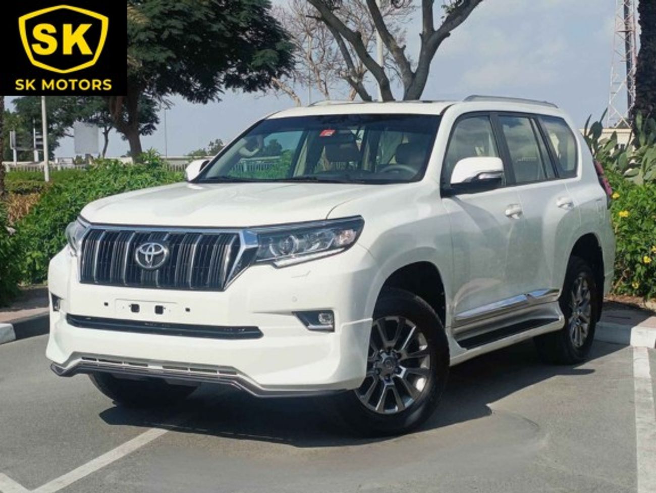 Toyota Prado VXR V6 OPT // 1922 AED Monthly // FULL OPTION (LOT # 70198)