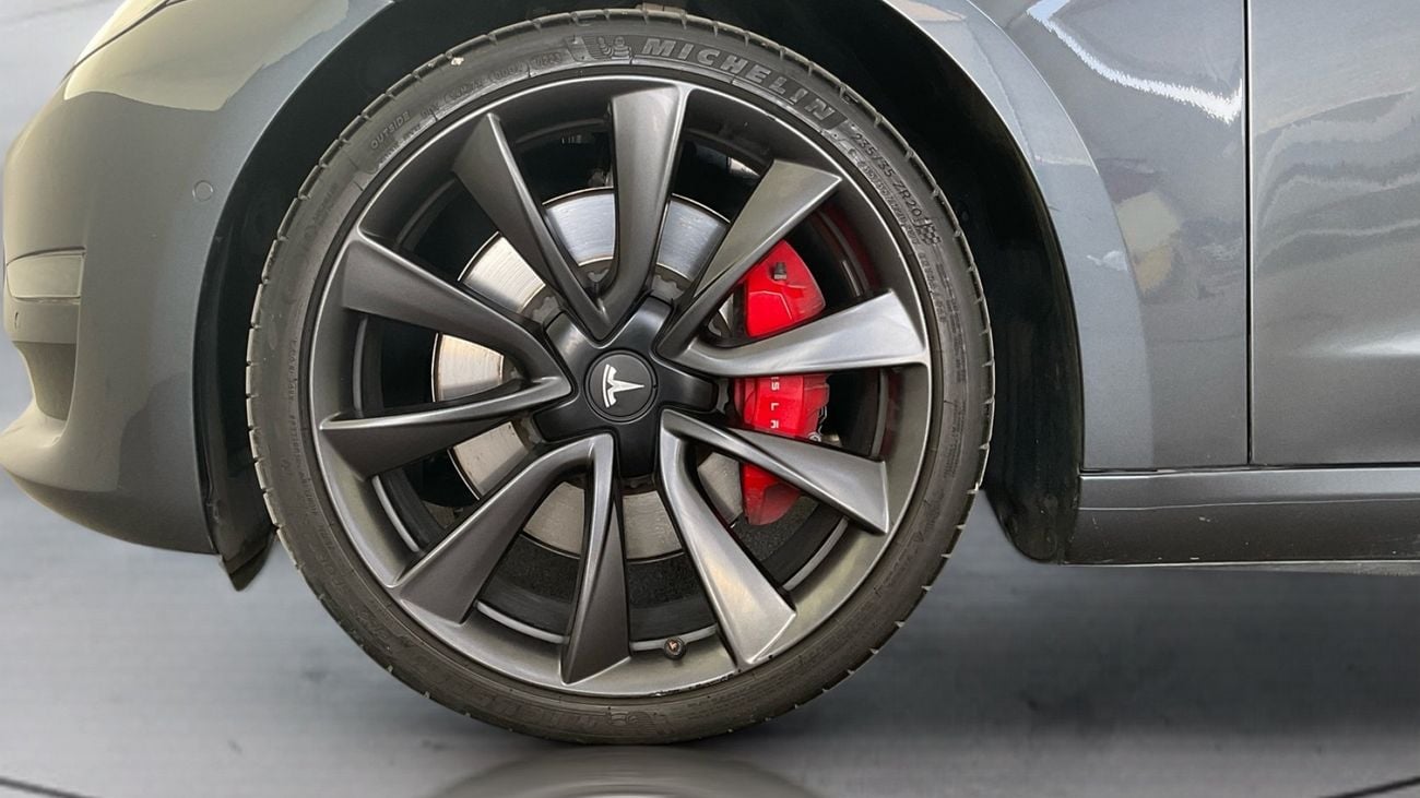 تسلا موديل 3 Performance (Dual Motor) | upto AED 20,000 Ramadan Discount | شامل الضمان | 0 ﺪﻔﻋﺓ ﺃﻮﻟﻯ