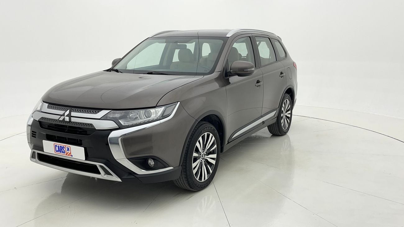 ميتسوبيشي آوتلاندر GLX MIDLINE 2.4 | بدون دفعة مقدمة | اختبار قيادة مجاني للمنزل