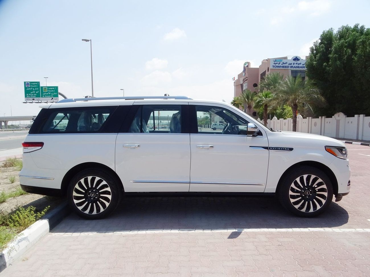 Lincoln Navigator Presidential