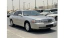 لنكن تاون كار موديل 2011 امريكي 8 سلندر ماشية 186000 km