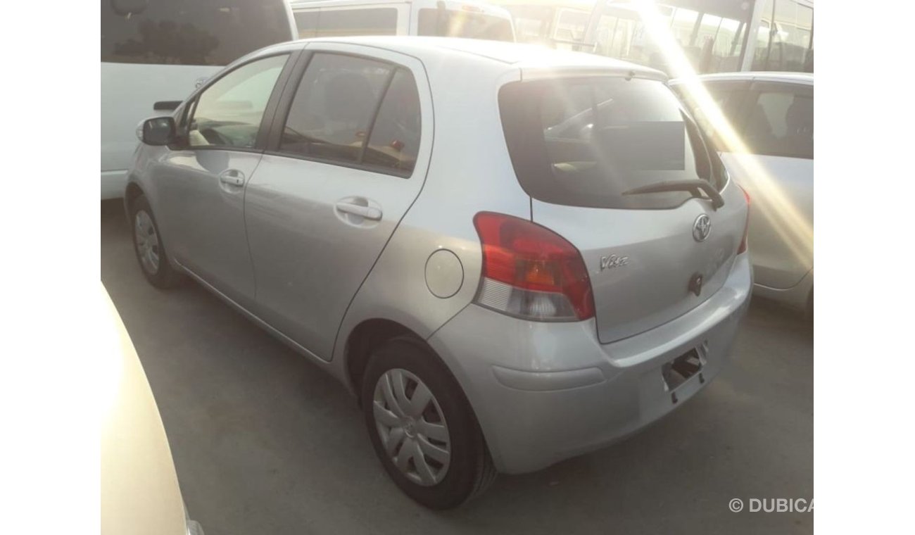 Toyota Vitz Toyota Vitz (Stock no PM 167 )