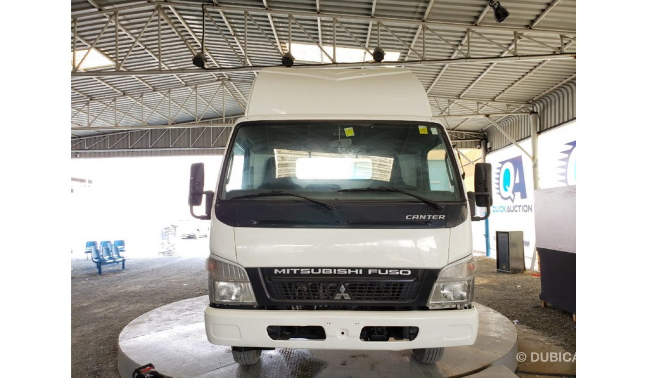 Mitsubishi Fuso Canter 4.5L Diesel, 4 Ton, 16" Tyre, 5 Speed Manual Transmission, Reverse Warning Buzzer (LOT # 2014)