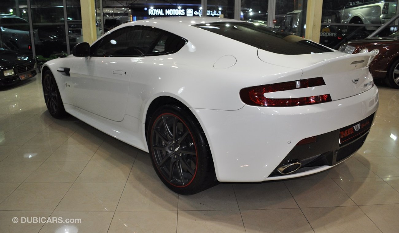 Aston Martin Vantage