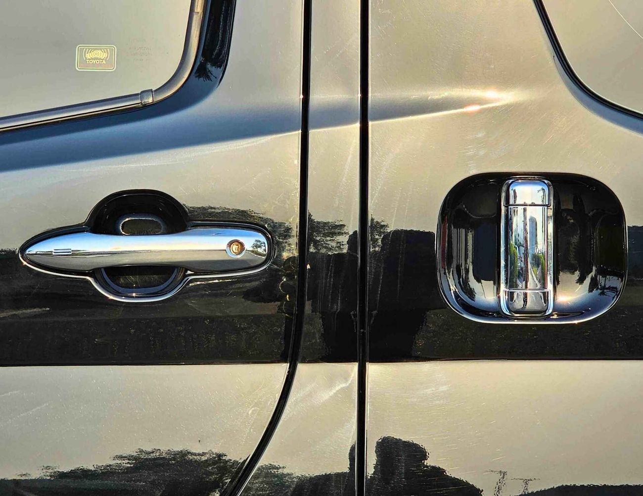 Toyota Granvia PREMIUM/ 3.5 V6 GCC/ LOW MILEAGE/ EXCELLENT CONDITION/ 1991 MONTHLY/ LOT#8003535