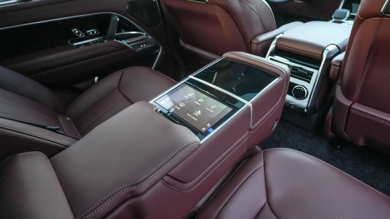 Land Rover Range Rover Autobiography P400 3.0L BLACK 2026 MY EXPORT PRICE