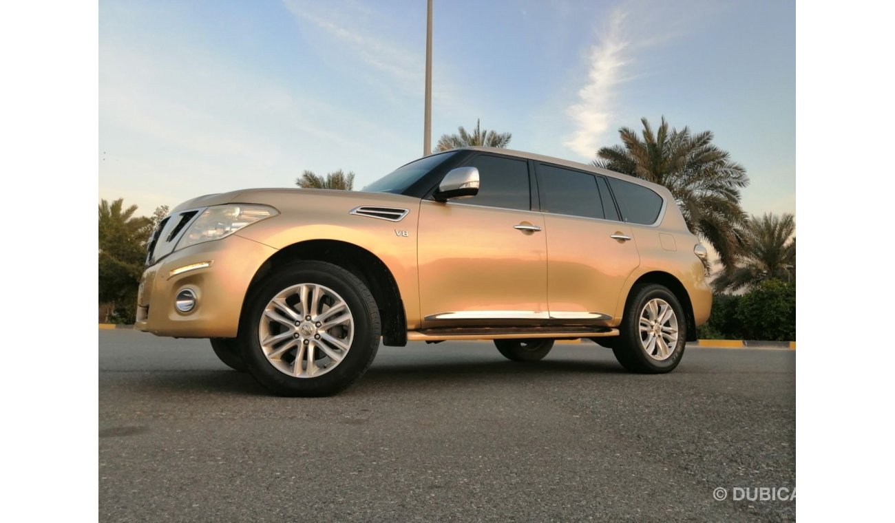 نيسان باترول Nissan Patrol 2010 The big engine is in very good condition