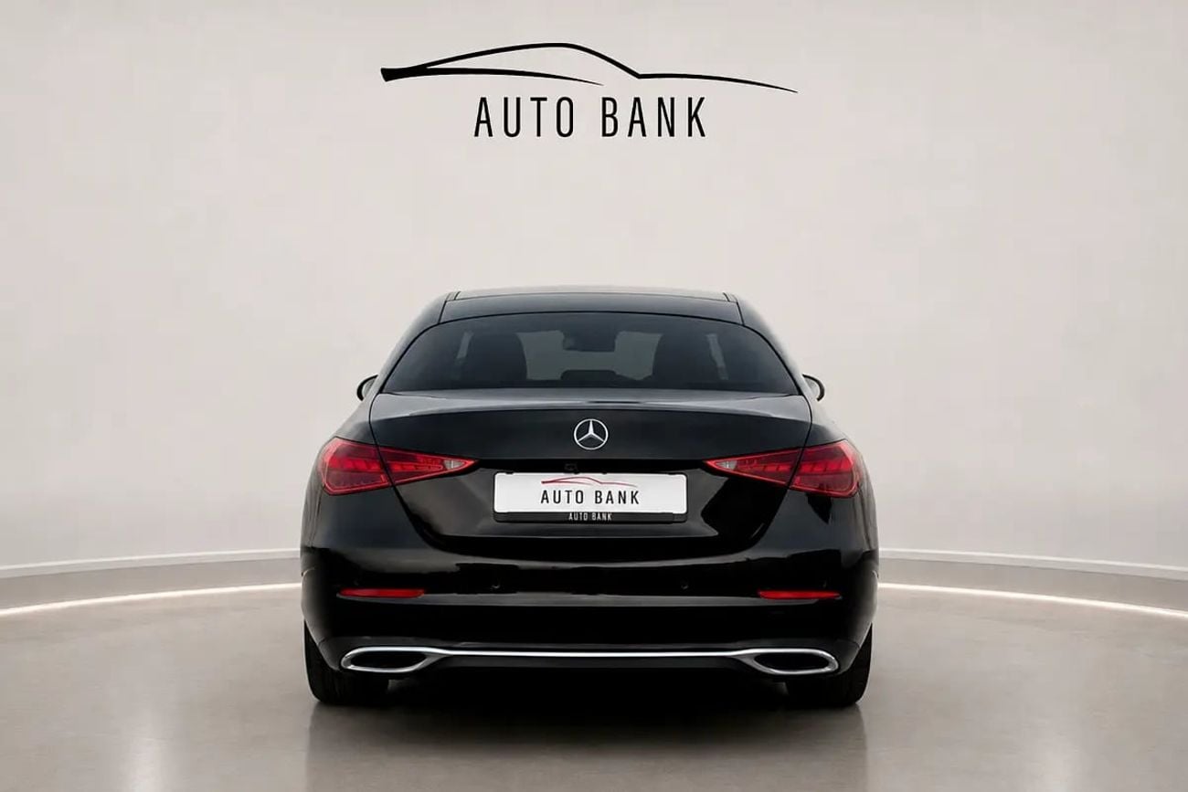Mercedes Benz C300 STD (NON GCC) C300 German Specs