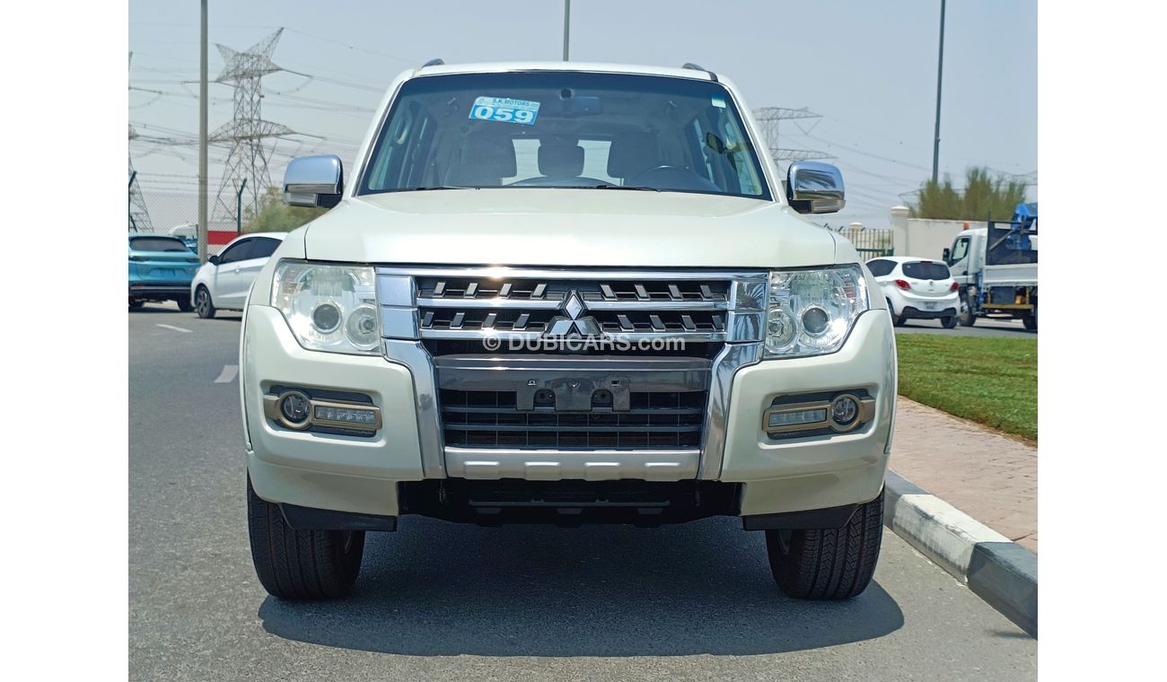 Mitsubishi Pajero // 889 AED Monthly // SUNROOF / ELECTRIC / LEATHER SEAT LOT / FOP (LOT # 16883)