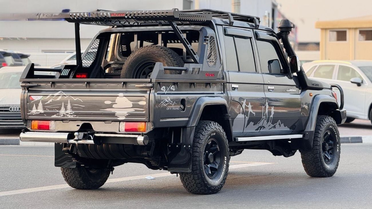 Toyota Land Cruiser HEAVY OFF-ROAD SETUP | 4WD | 4.5L DIESEL ENGINE | MANUAL TRANSMISSION | ROOF RACK + TENT | DOUBLE CA