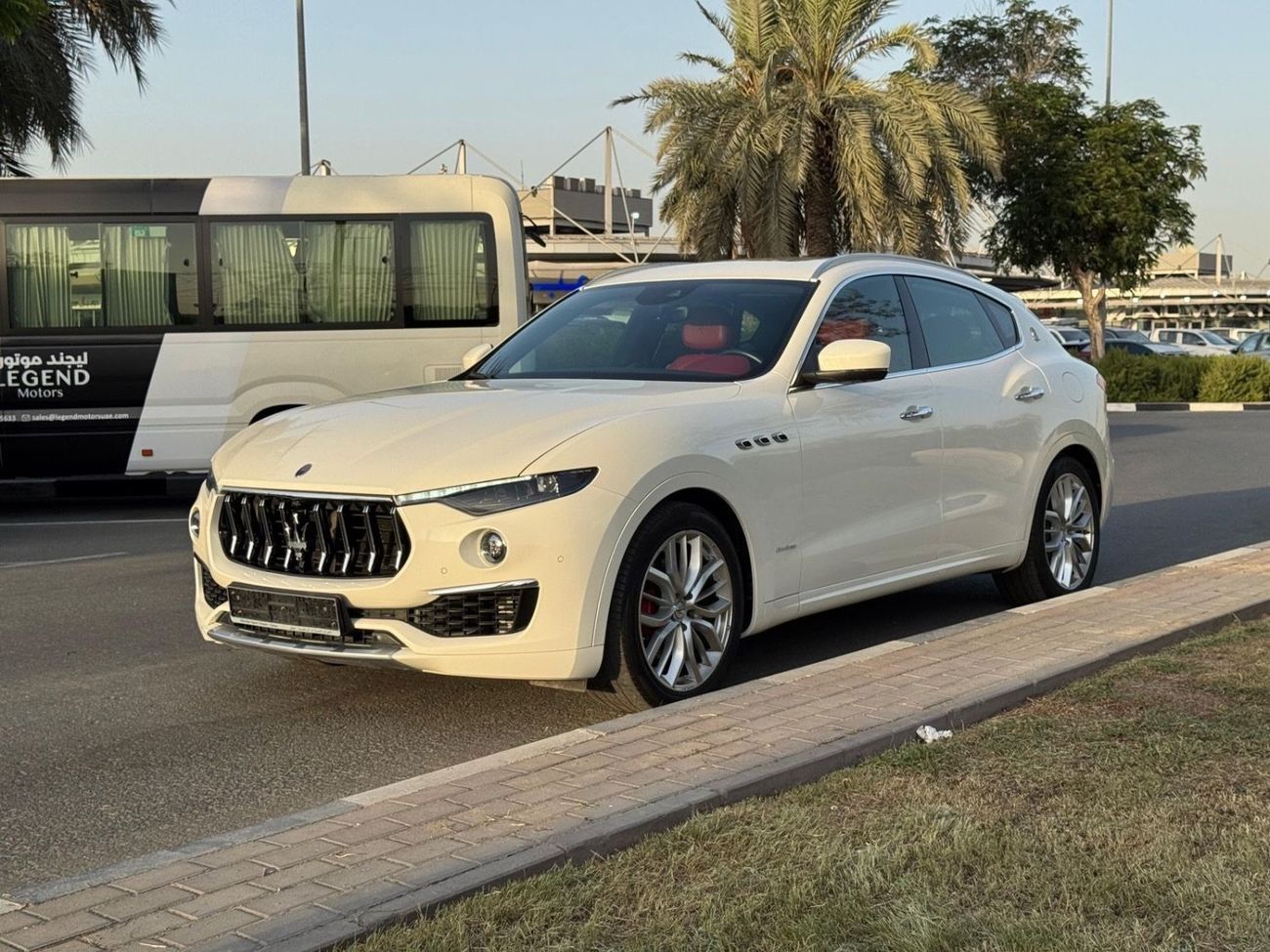 Maserati Levante S 3.0L (430 HP)
