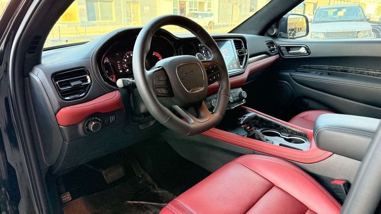 Dodge Durango SRT Hellcat V8 supercharged 6.2L