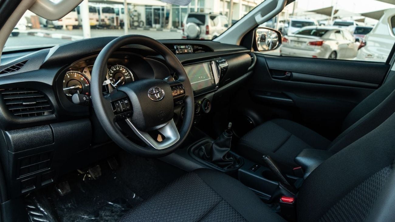تويوتا هيلوكس Hilux | Wide Body | 2.4 Diesel | D/C | 4x4 | M/T | High Option