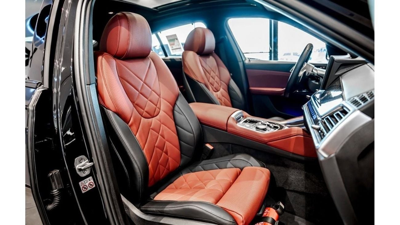 بي أم دبليو X6 2024 BMW X6 X-Drive 40i, 2027 BMW Warranty + 2029 Service Contract, Low KMs, GCC