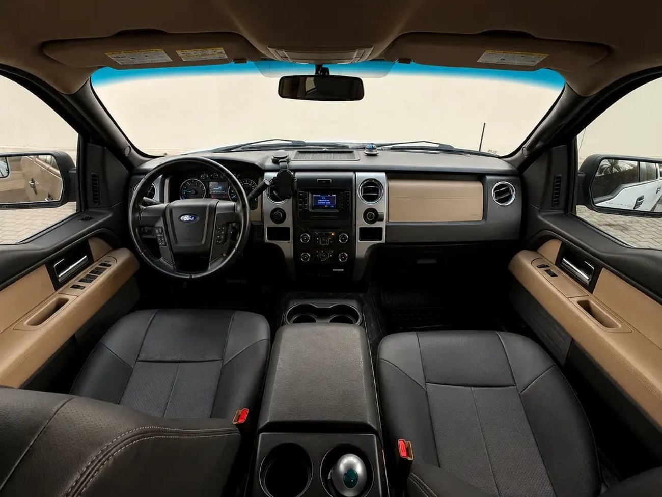 Ford F-150 XLT GCC Specs