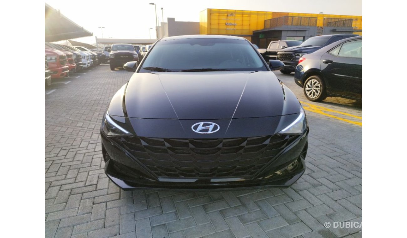 هيونداي إلانترا Elantra SE 2022