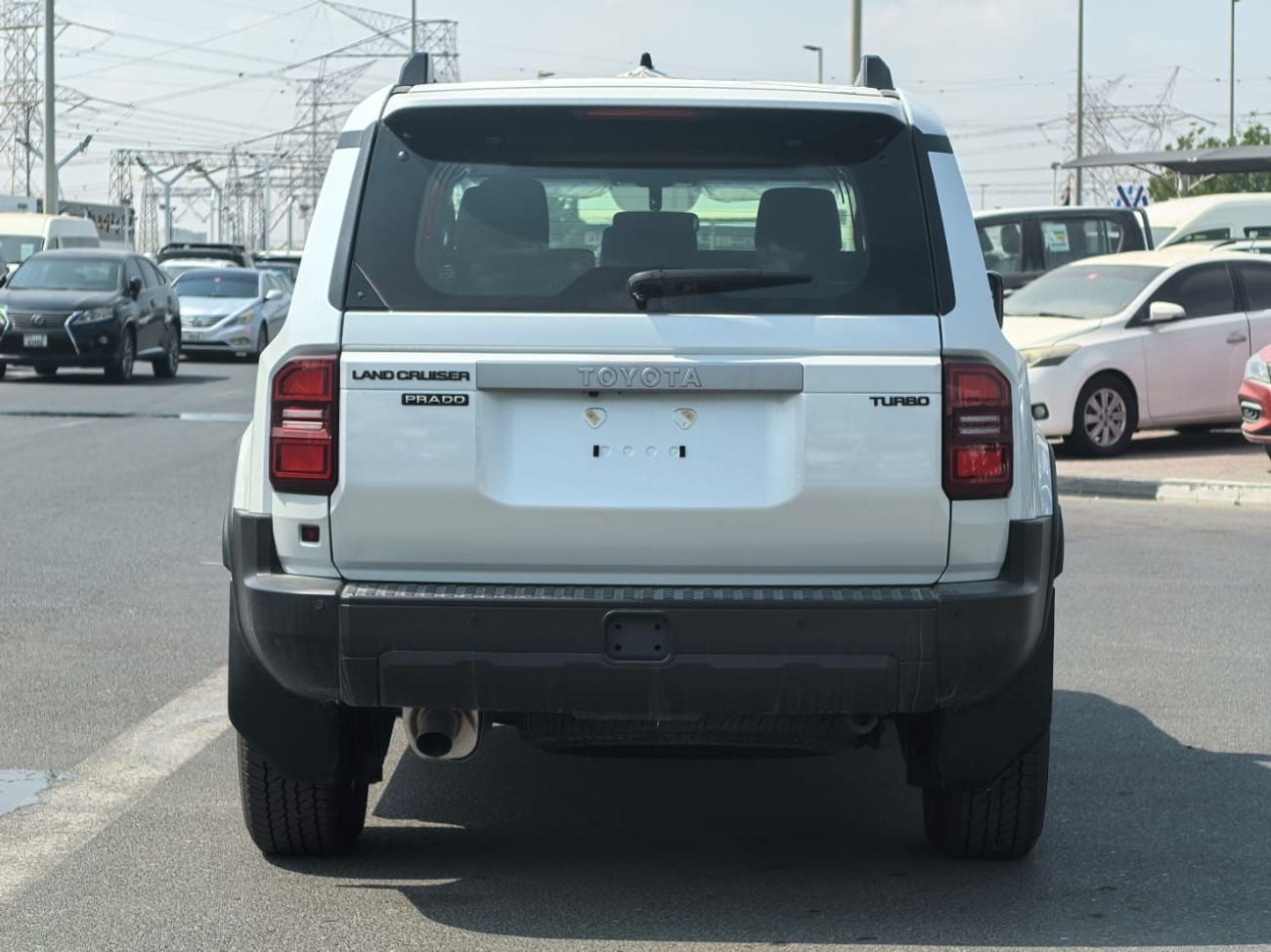 تويوتا برادو PRADO,2.8L,DIESEL,SUNROOF,COOL BOX,BACK DOOR POWER,DVD+CAMERA,18''AW,A/T,2025MY ( FOR EXPORT ONLY)