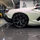 لامبورغيني ريفويلتو PEARL WHITE